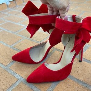 MM July High Heels 4 3/4” Red Suede shoes Size 8 1/2